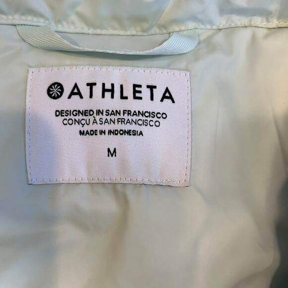 NWT ATHLETA Glacier Green Downtown Full Zip Insulated Puffer Vest Women's Medium - Picture 5 of 12
